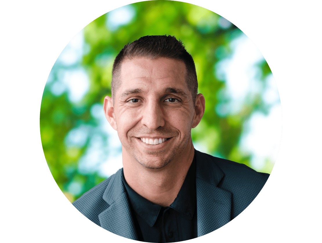 Headshot portrait of Derek Keller