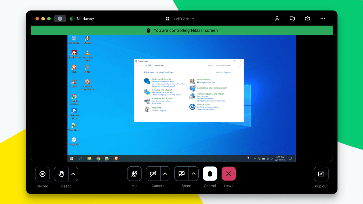 Tela exibindo uma videochamada em que o usuário está acessando outro computador remotamente.